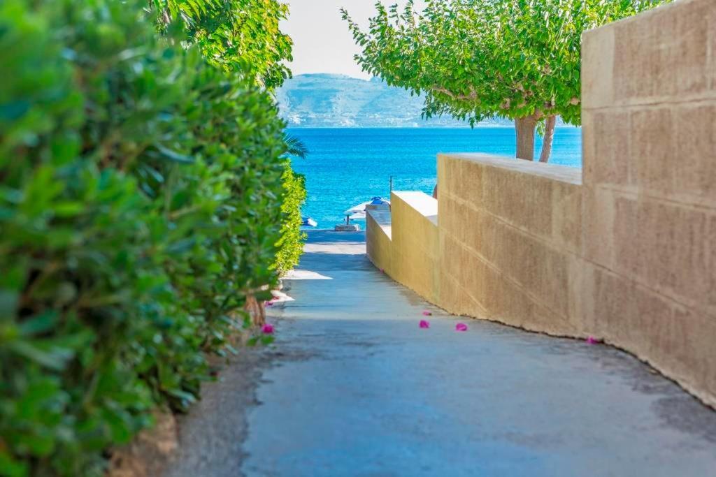 Haraki Mare Studios Beach Front Exteriör bild